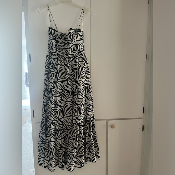 La Ligne Sofia dress in zebra print size medium - Picture 9 of 12